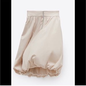 New with tags zara zippered balloon skirt